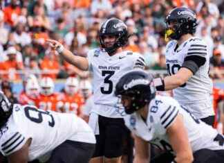 Rocco Becht’s Heroics Propel No. 18 Iowa State to Historic 11-Win Season rocco-bechts-heroics-propel-no-18-owa-state-to-historic-11-win-season