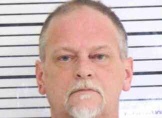 Brutal Stabbing Attack at Iowa Walmart Sparks Outrage – Latest News brutal-stabbing-attack-at-owa-walmart-sparks-outrage-latest-news