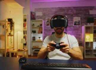 Maximizing User Engagement in Mobile Online Games: Strategies to Attract and Retain Paying Players maximizing-user-engagement-in-mobile-online-games-strategies-to-attract-and-retain-paying-players