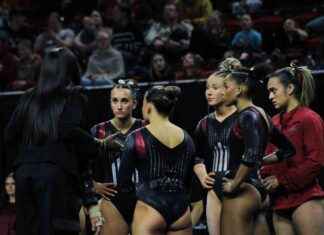 BYU dominates Iowa State, handing Cyclones eighth loss byu-dominates-owa-state-handing-cyclones-eighth-loss