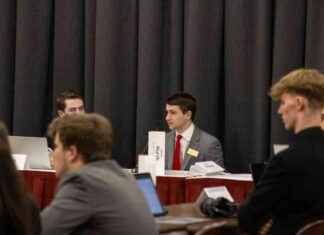 Campus Concert: 3,000 Free Student Tickets for Platinum Artist campus-concert-3000-free-student-tickets-for-platinum-artist