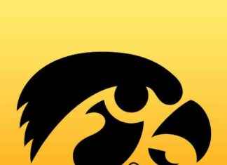 Iowa Women’s Basketball Upsets #4 USC: Final Score 76-69 owa-womens-basketball-upsets-4-usc-final-score-76-69