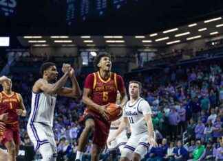 Curtis Jones Named Sixth Man of the Year in Big 12 curtis-jones-named-sixth-man-of-the-year-in-big-12