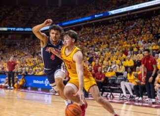 Iowa State vs Arizona: Rematch Game Photo Highlights owa-state-vs-arizona-rematch-game-photo-highlights