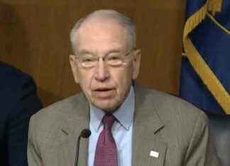 Grassley Discusses Trade, Tomatoes, and Screwworms with Mexico’s Top Diplomat grassley-discusses-trade-tomatoes-and-screwworms-with-mexicos-top-diplomat